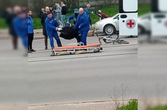 5 мая возле торгового центра «Макси» случилась авария. На место приехала скорая помощь и госпитализировала пострадавшего.