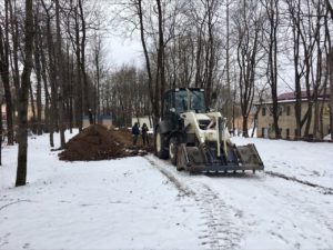 Октябрь, благоустройство, трактор