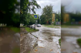 улица Ломоносова, дождь. ливень