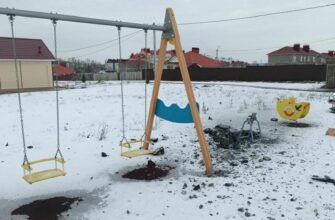 взрыв, детская площадка, зима