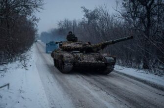 Танк Т-72 Украины наступает