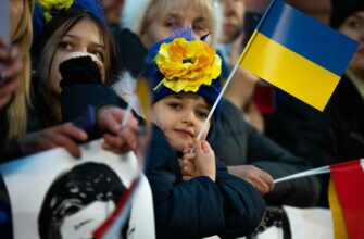 Украина, люди, флаг