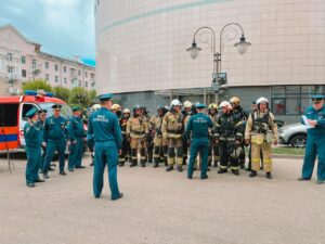 Смоленскую журналистку «спасли» из пожара в драмтеатре