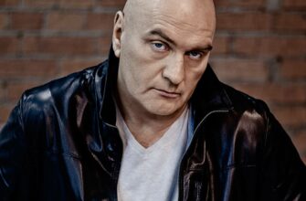 Александр Балуев