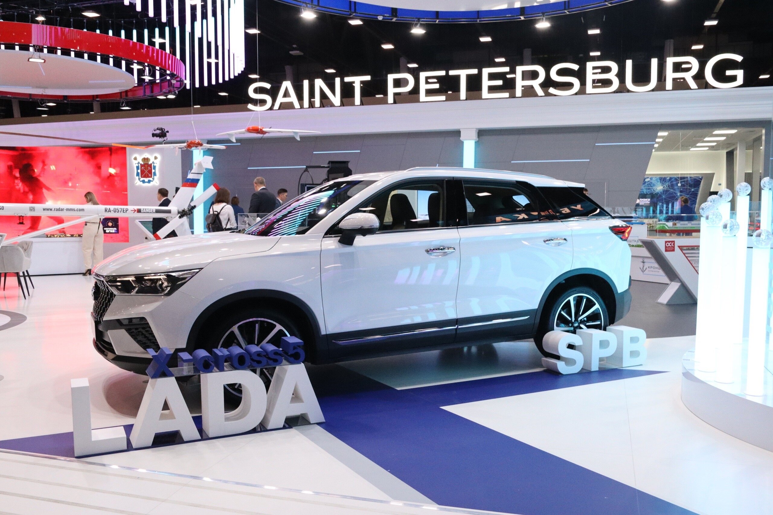 Lada X Cross 5