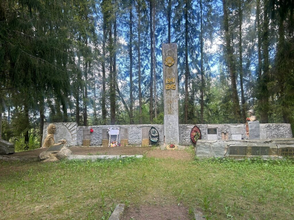 Администрация Духовщинского района планирует создать новый военный мемориал