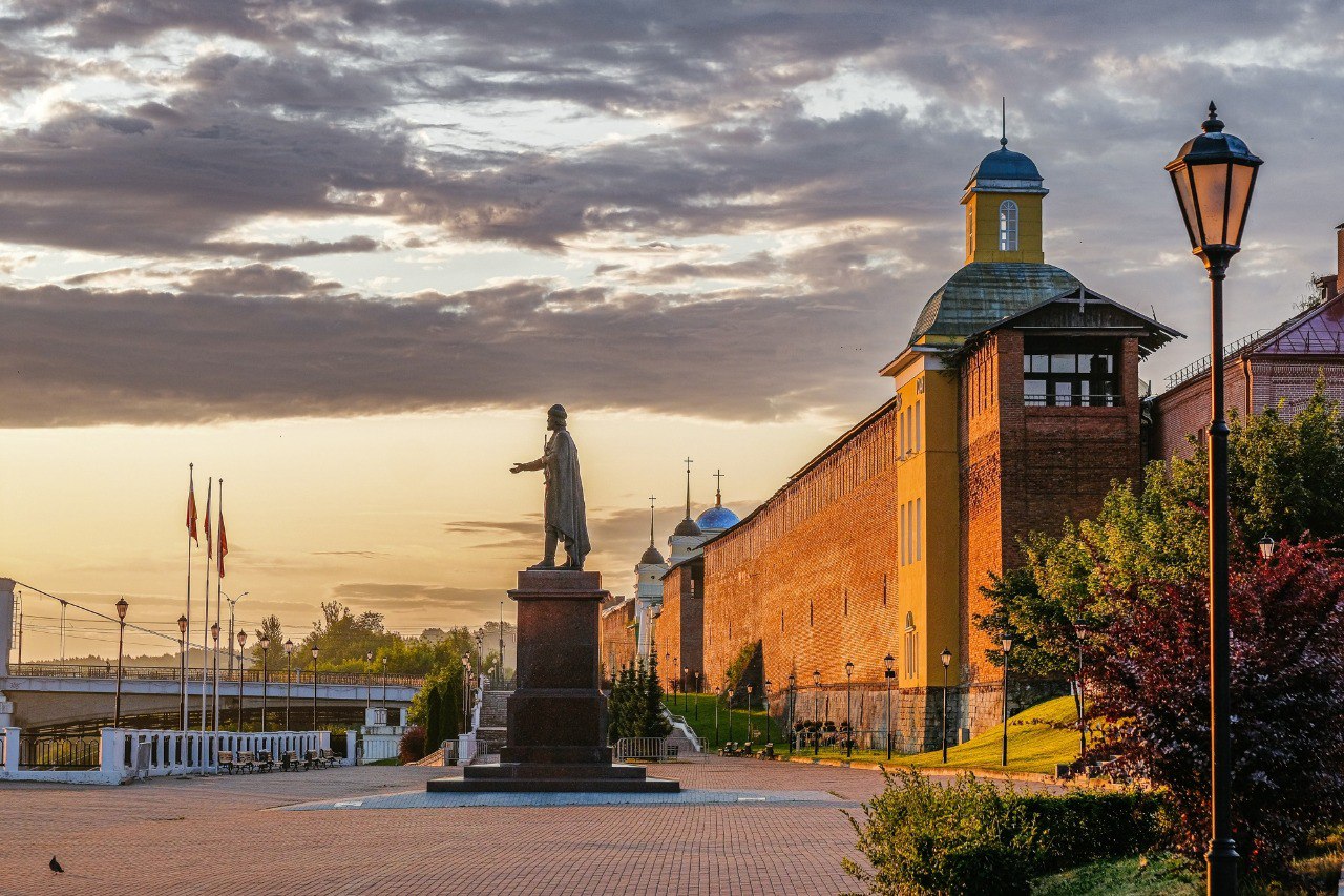 туризм, Смоленск, набережная, Владимирская набережная, памятник, лето